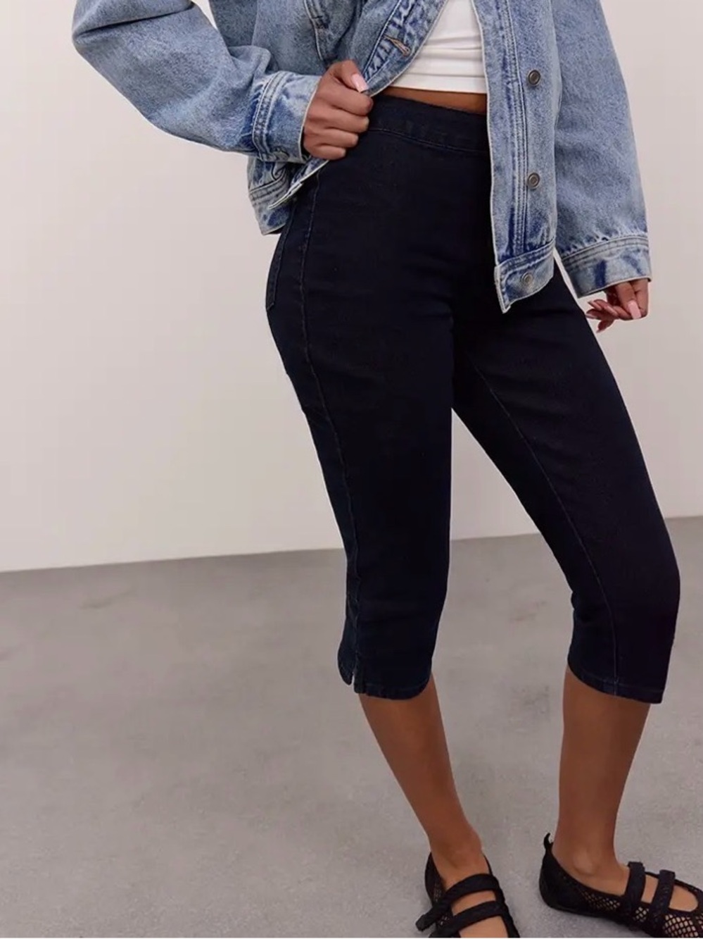 PrettyLittleThing Women’s Raw Indigo Denim Capris
